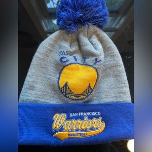 Mitchell and Ness, Golden State Warriors beanie.